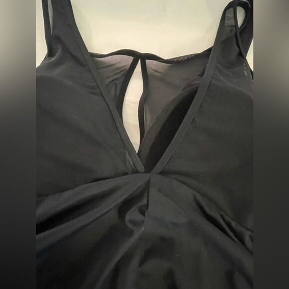 2XL Time and Tru rich black with sheer one piece v neck swim suit - Picture 7 of 14